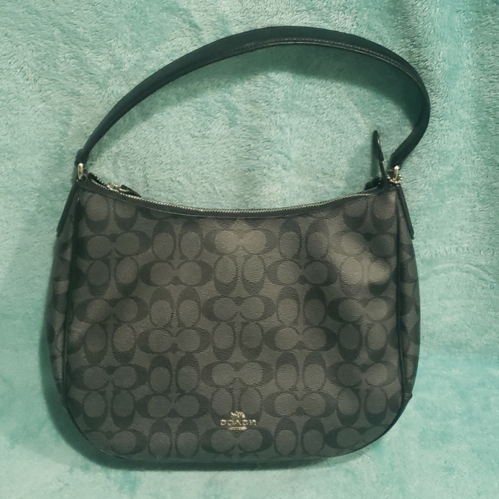 Coach Signature Shoulder Bag Black